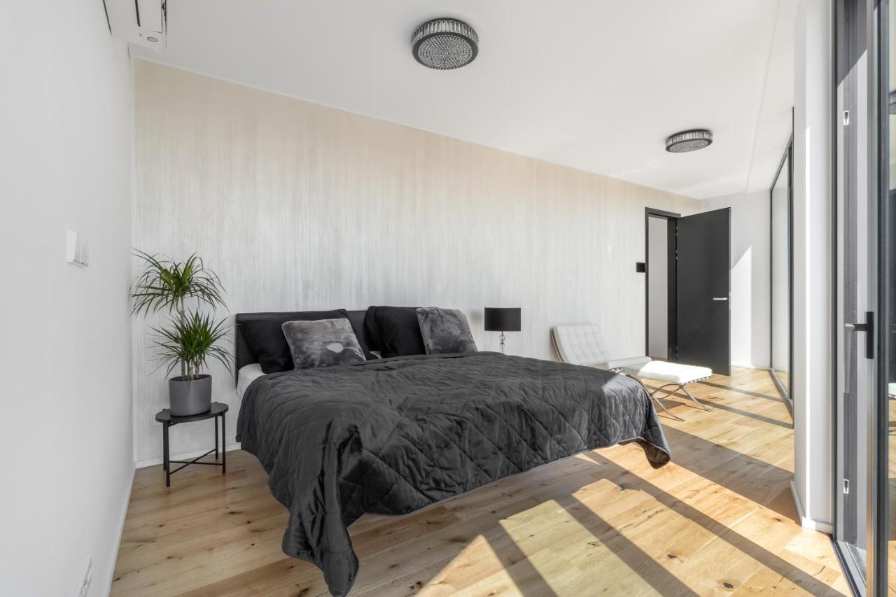 Luxury Penthouse Prague Leilighet Eksteriør bilde
